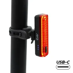 Feu arrière rechargeable...