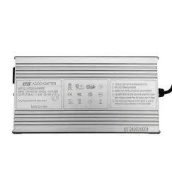 Chargeur 60V (sortie 66, 4v) 6, 5A connecteur | iMooving
