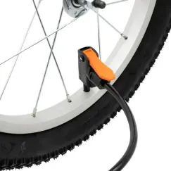 Gonfleur à pied avec manomètre, Ewheel | iMooving